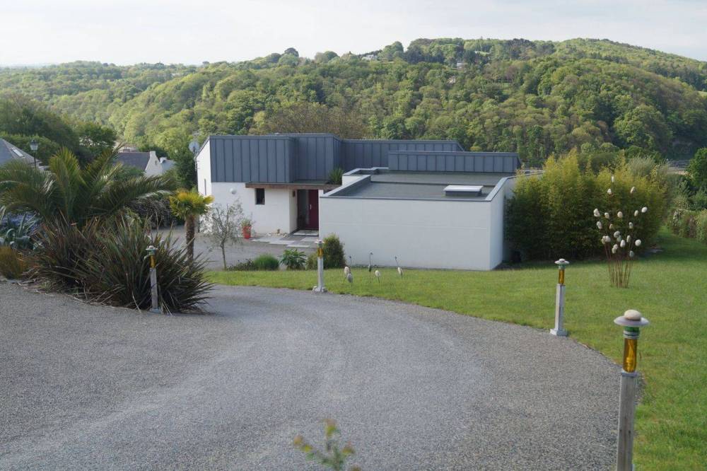 installation-panneaux-solaire-toiture